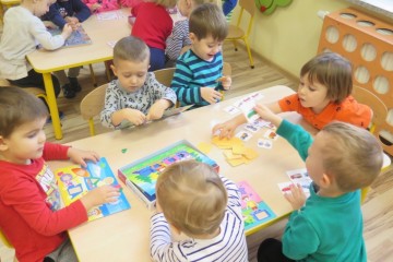 Dzień Gier Planszowych w gr. Pszczółek, Tygrysków i Kwiatuszków