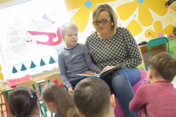 'Rodzice czytają dzieciom' mama Piotrusia