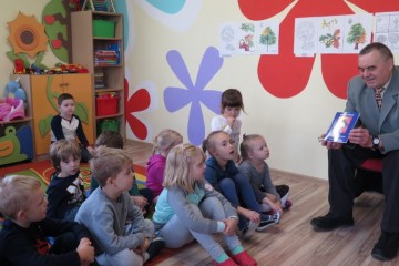 Spotkanie Tygrysków z poetą i pisarzem Panem Stanisławem Kałuckim.