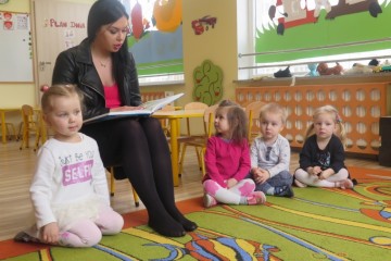 'Rodzice czytają dzieciom' mama Wiktorii