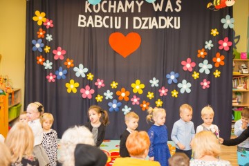 Dzień Babci i Dziadka w gr. Pszczółek