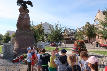 Spacer wolności – poznanie najważniejszych miejsc związanych z historią Ostrołęki