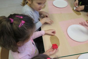 Pierniczki w gr. Kwiatuszków i Kropeczek