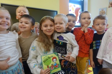 Czytamy dzieciom - Natalia - siostra Bartka