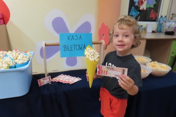 Pszczółki w kinie