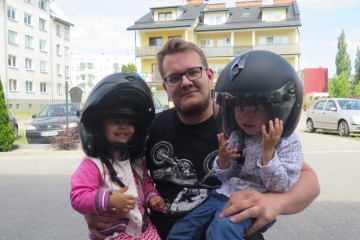 Pan Kamil motocyklista gościem gr. Pszczółek.